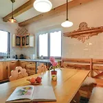 Dom wakacyjny 3 Bedroom Beautiful Home In Huba *